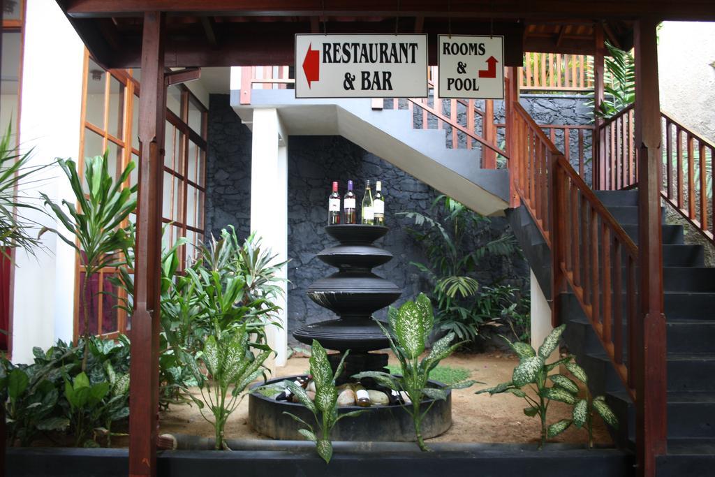 Hotel Silan Mo Mirissa Exterior foto